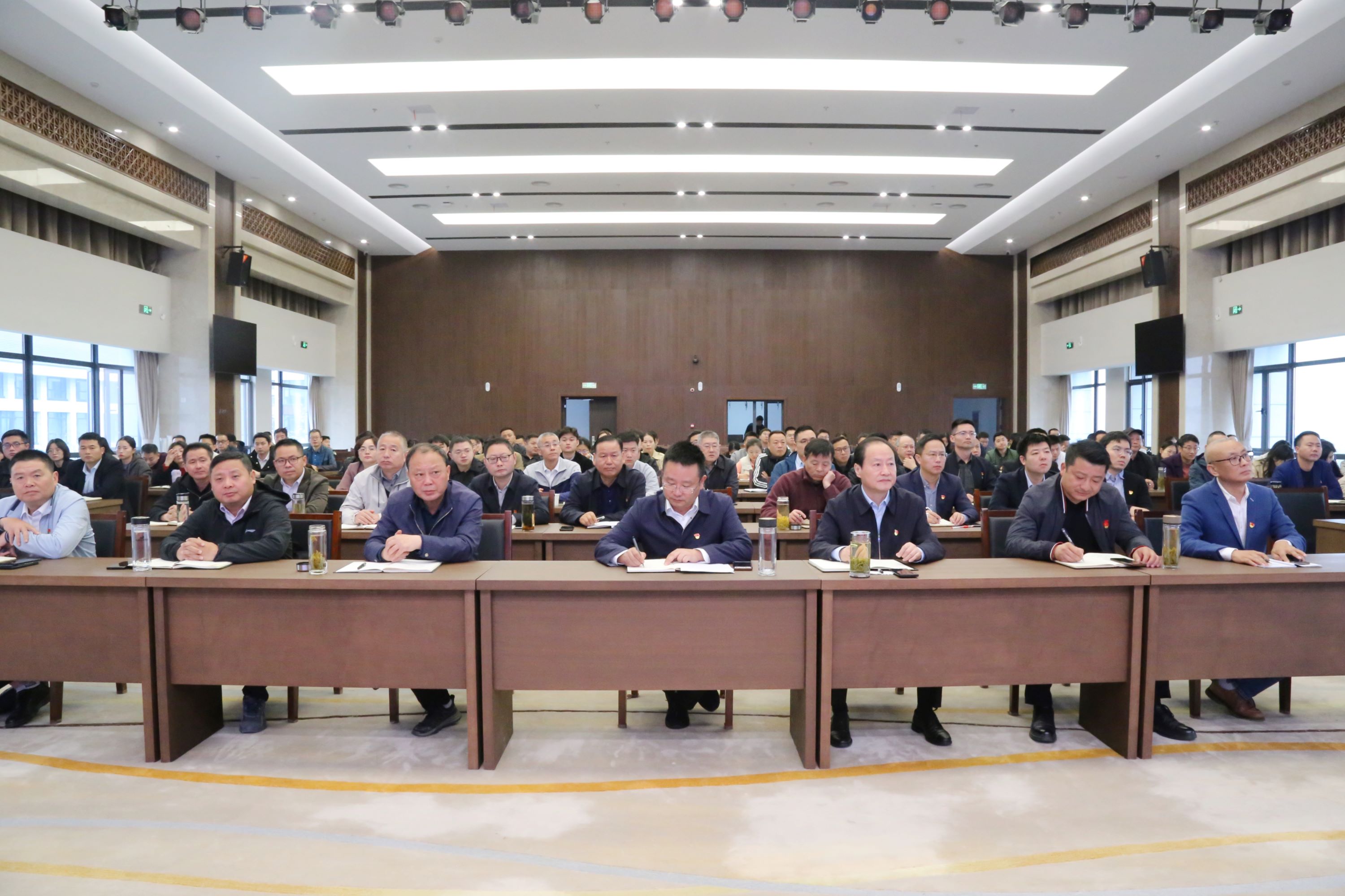 35e7aa1b26fb83d4ca4e6c7d45040b76.jpg cadc26c1cbfc3a3ea9a7fe8ed763f94.jpg